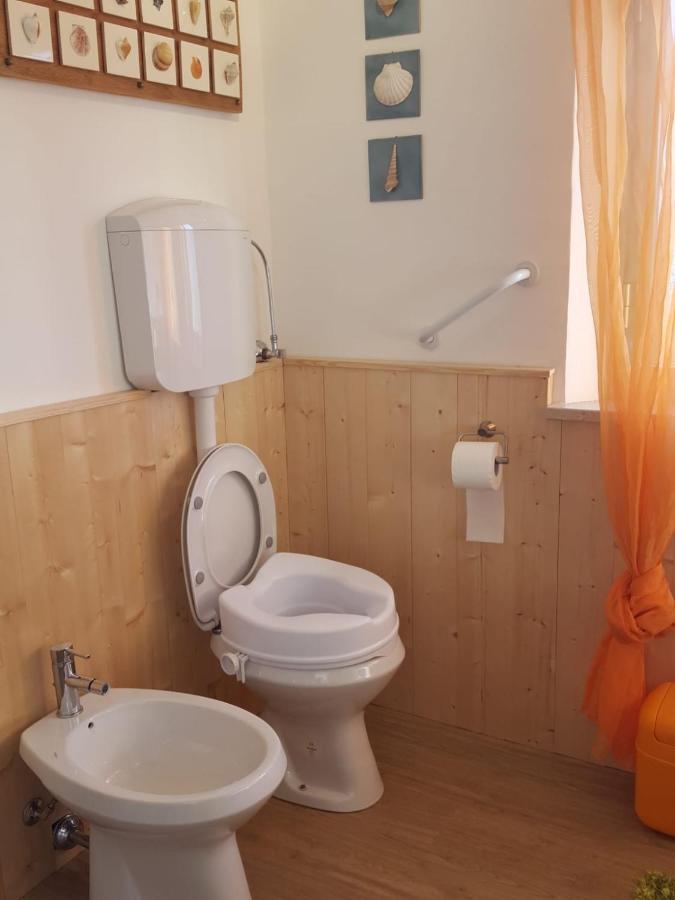 Bnb Fano Collina. La Pace Di Una Vacanza Piagge Kültér fotó