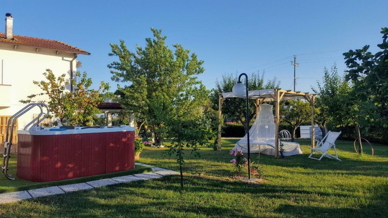 Bnb Fano Collina. La Pace Di Una Vacanza Piagge Kültér fotó