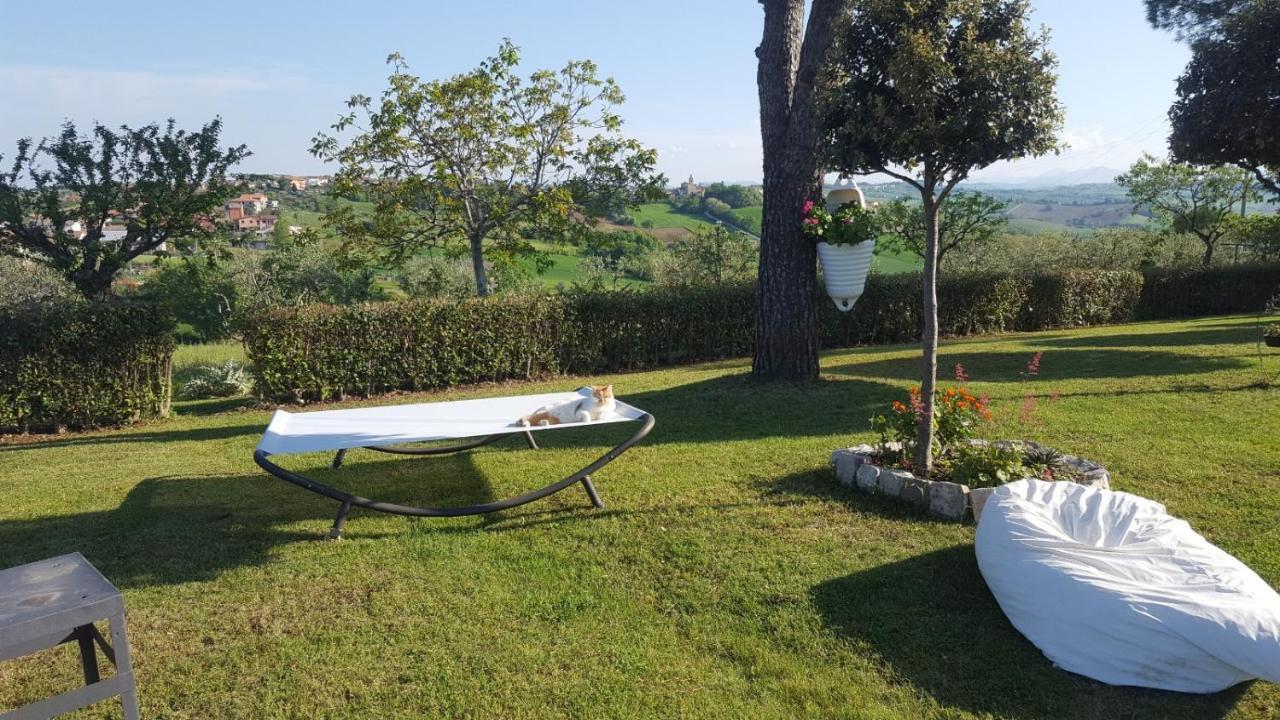Bnb Fano Collina. La Pace Di Una Vacanza Piagge Kültér fotó